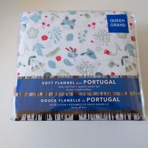 Soft Flannel 4pcs Sheet Set Queen New